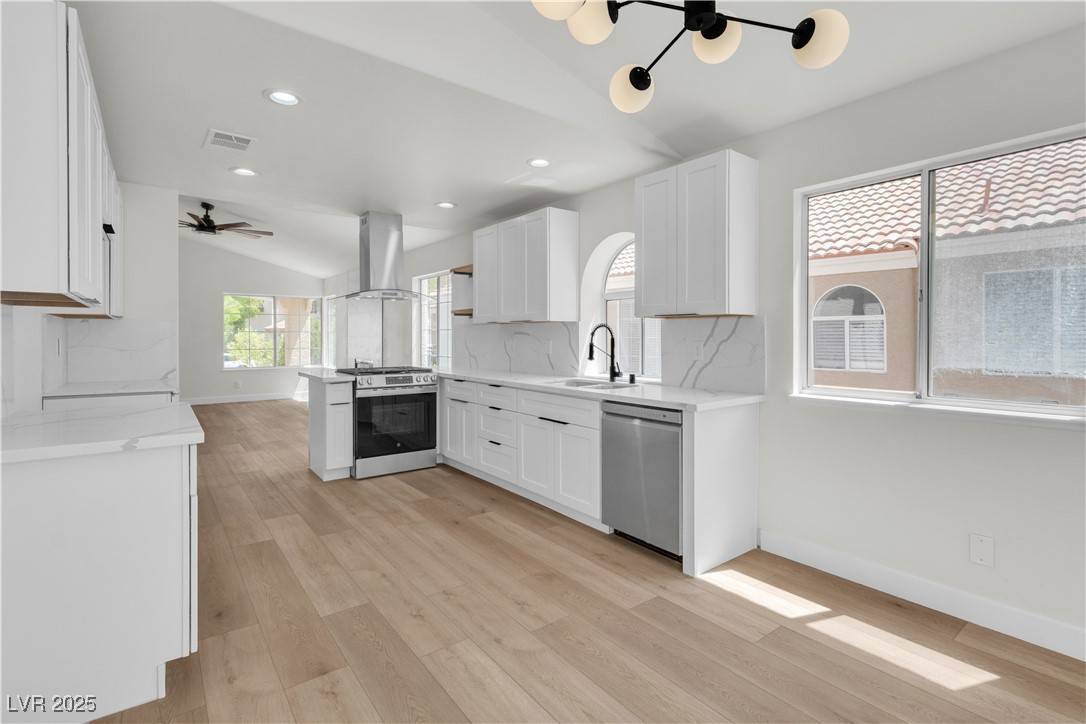 1705 Imperial Cup DR, Las Vegas, NV 89117