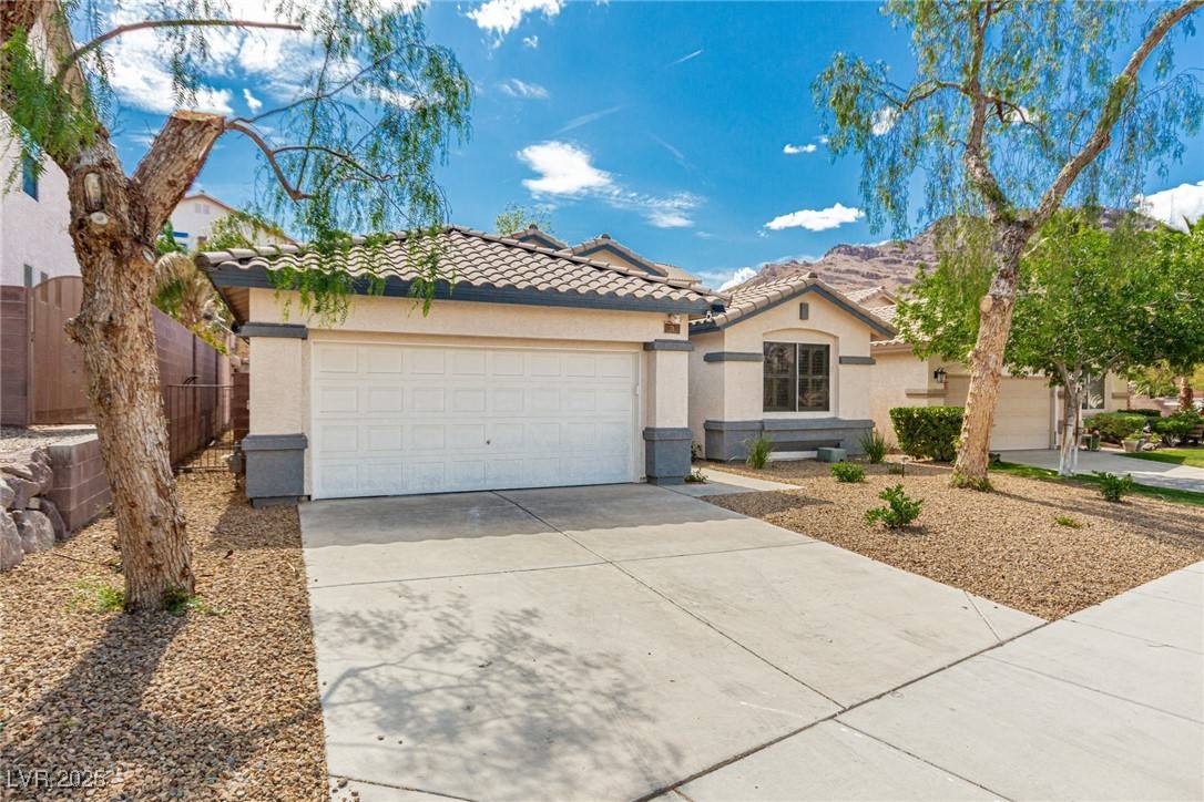 71 Blaven DR, Henderson, NV 89002