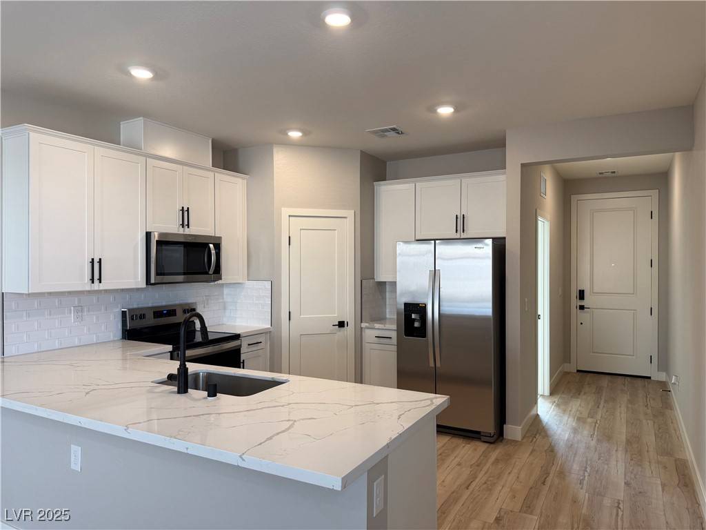 North Las Vegas, NV 89032,3229 Walker River ST