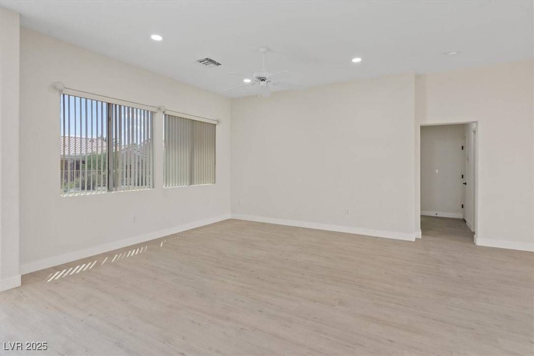 Las Vegas, NV 89134,10809 Clarion LN