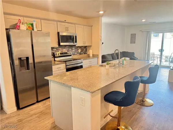 Las Vegas, NV 89183,2872 Atomic Tangerine WAY #2