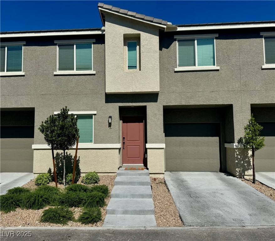 2872 Atomic Tangerine WAY #2, Las Vegas, NV 89183