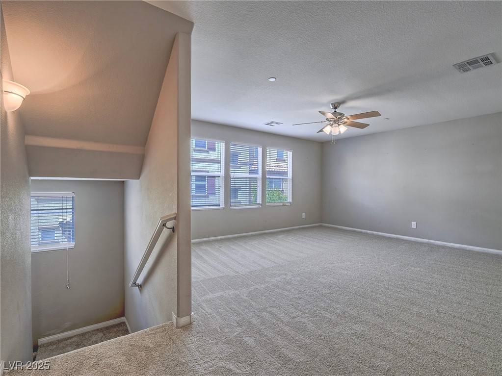 Henderson, NV 89074,1525 Spiced Wine AVE #19103