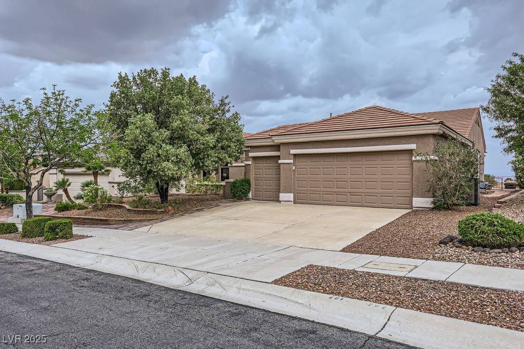2110 King Mesa DR, Henderson, NV 89012