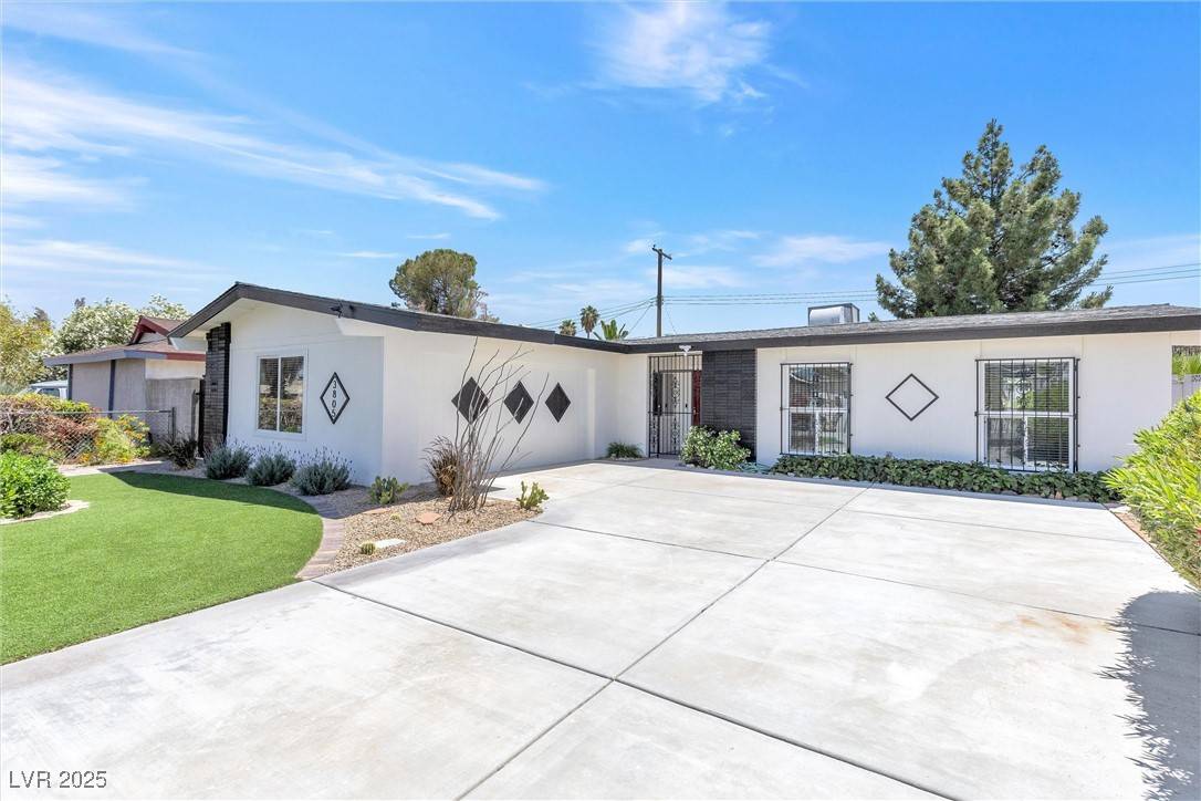 Las Vegas, NV 89102,3805 San Angelo AVE