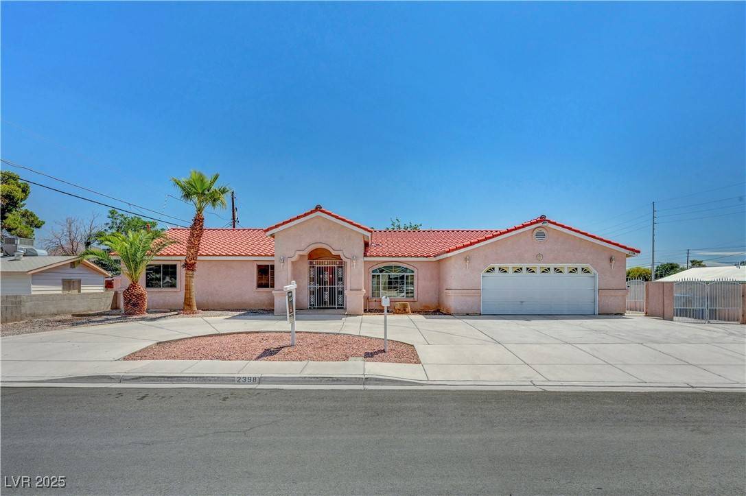 2398 S Lamont ST,  Las Vegas,  NV 89104