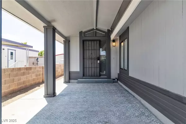 Las Vegas, NV 89122,3629 Haleakala DR