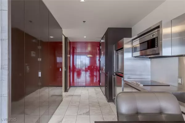 Las Vegas, NV 89103,4381 W Flamingo RD #3818