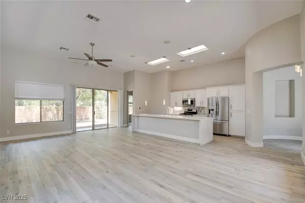Henderson, NV 89052,4 Chatmoss RD