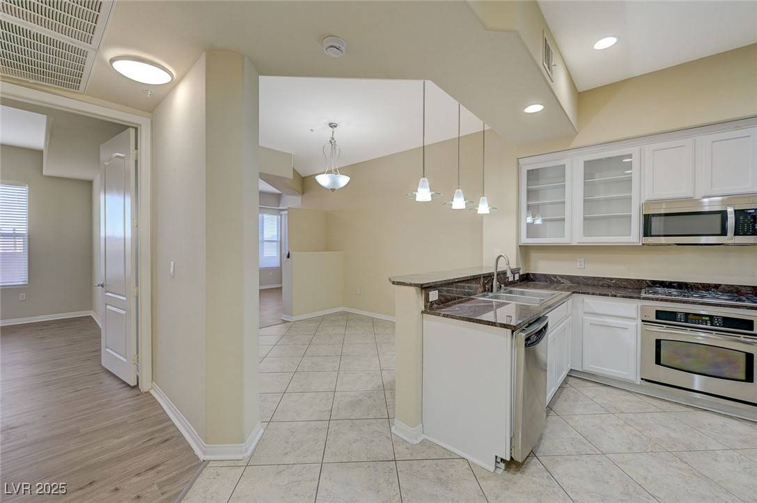 Las Vegas, NV 89123,50 E Serene AVE #420