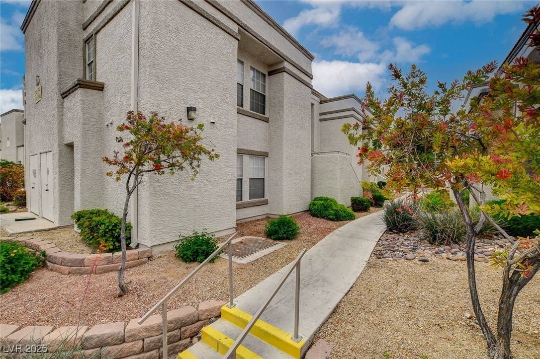 3150 Soft Breezes DR #2046, Las Vegas, NV 89128