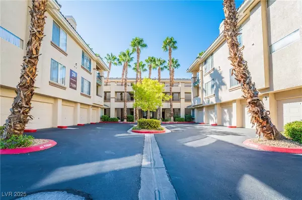 Las Vegas, NV 89113,7189 S Durango DR #203