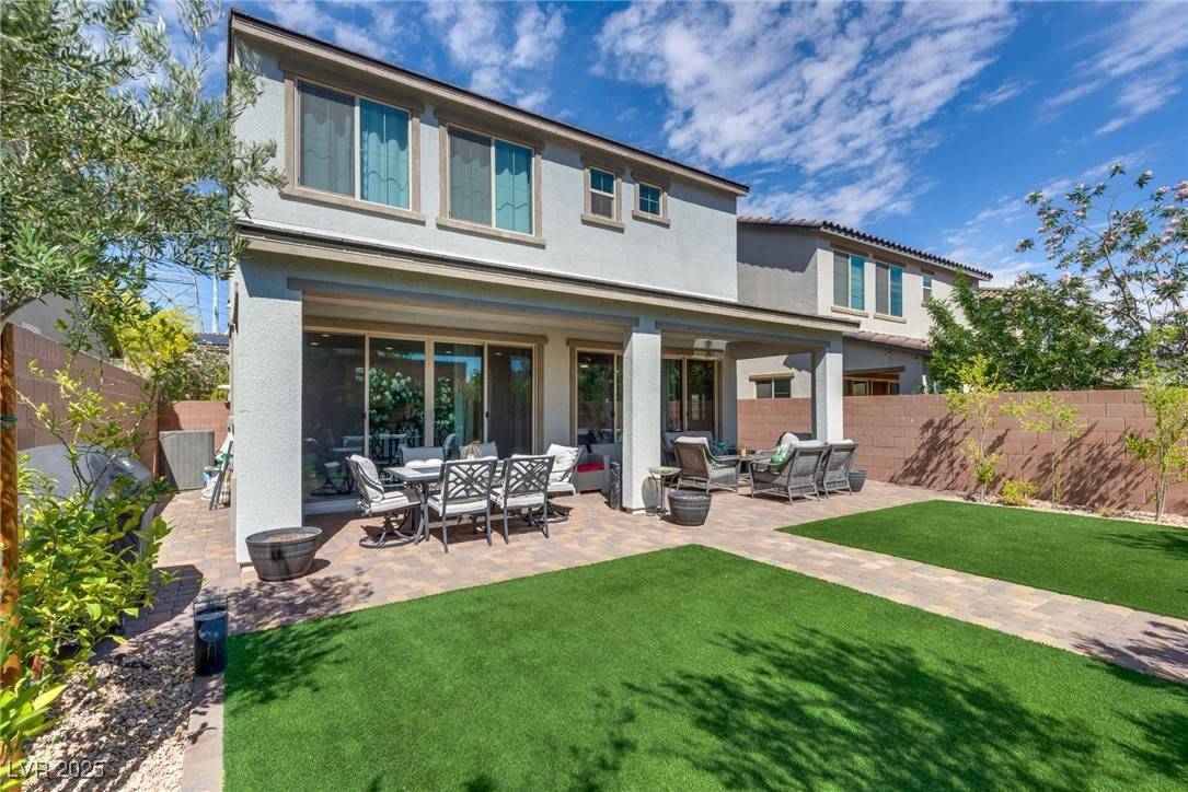 Henderson, NV 89011,28 Verde Rosa DR
