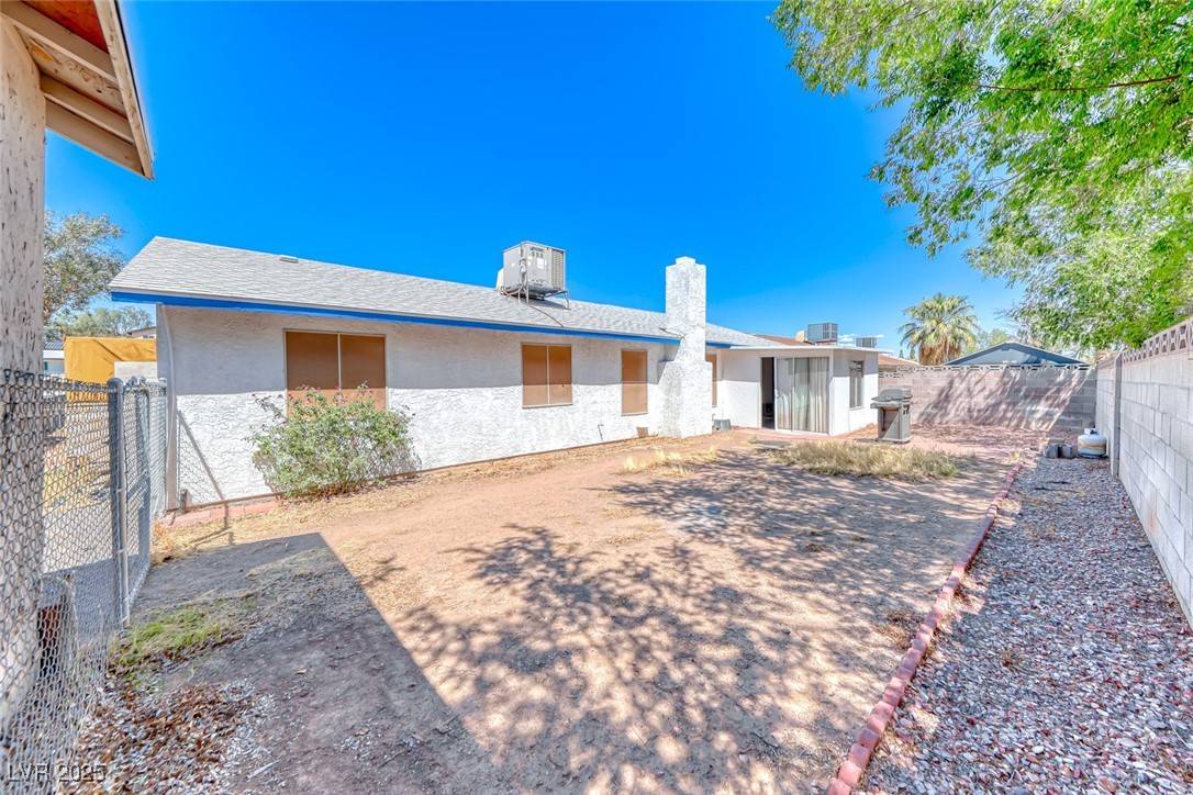 Henderson, NV 89002,729 Scottsdale ST