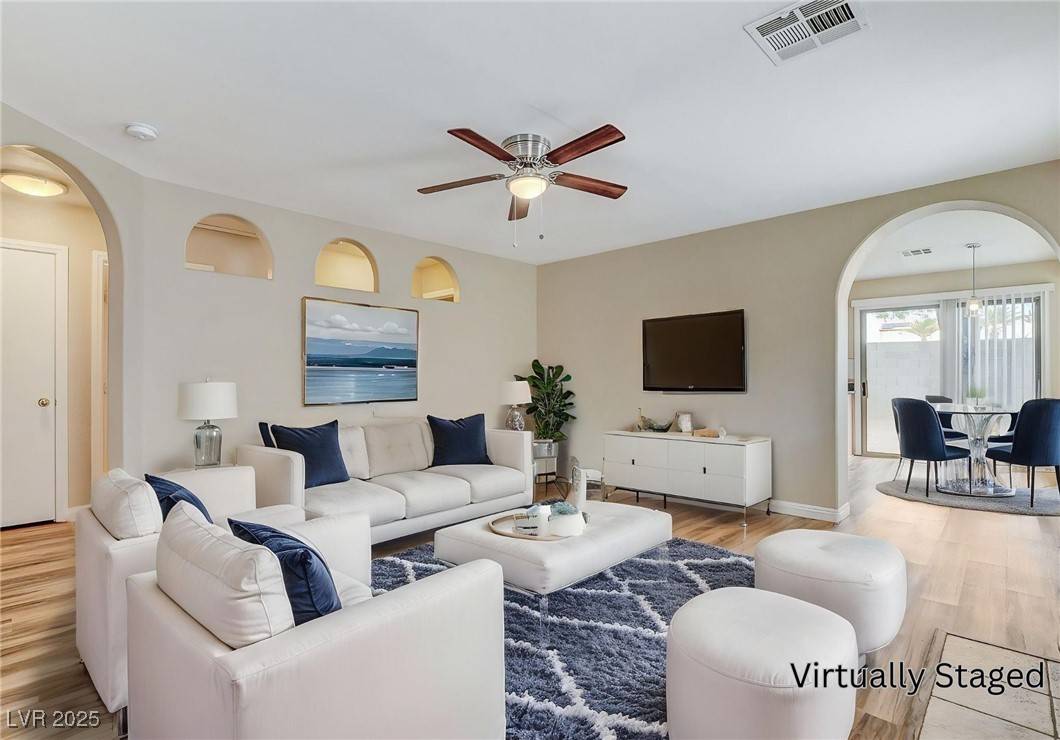 Las Vegas, NV 89139,7949 Long Beach ST