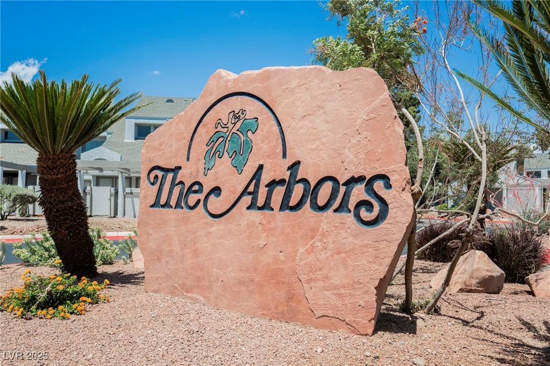 Las Vegas, NV 89110,5516 Orchard LN #0