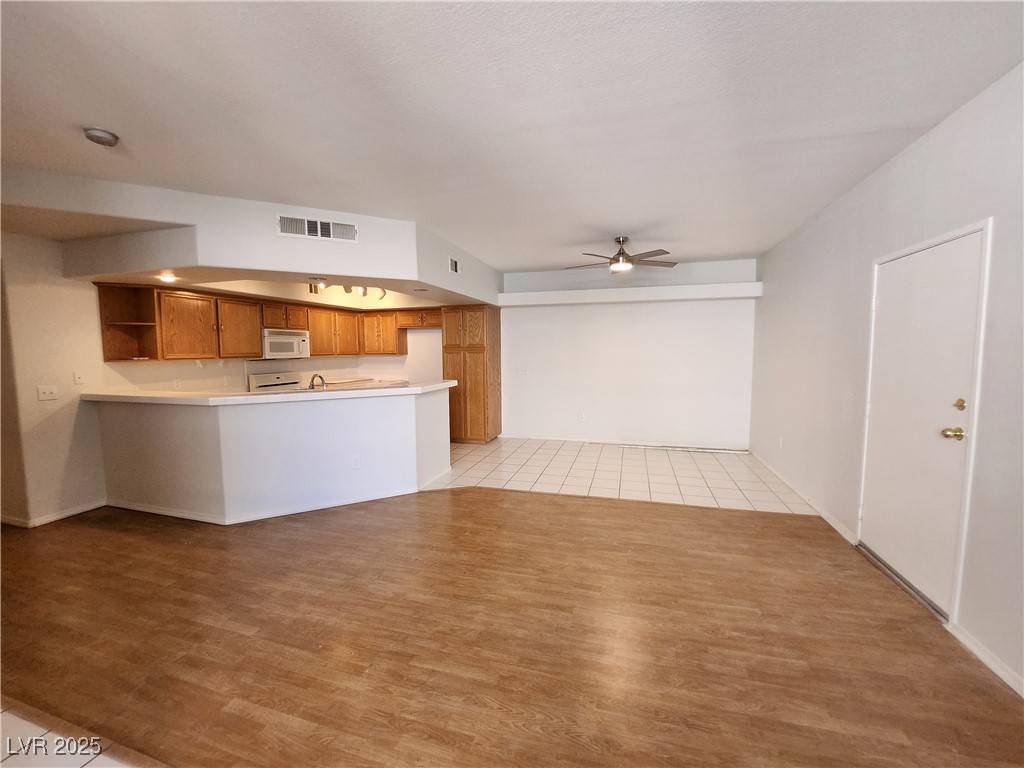 Las Vegas, NV 89108,6908 Dorita AVE #101