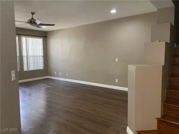 Las Vegas, NV 89118,5201 S Torrey Pines DR #1253
