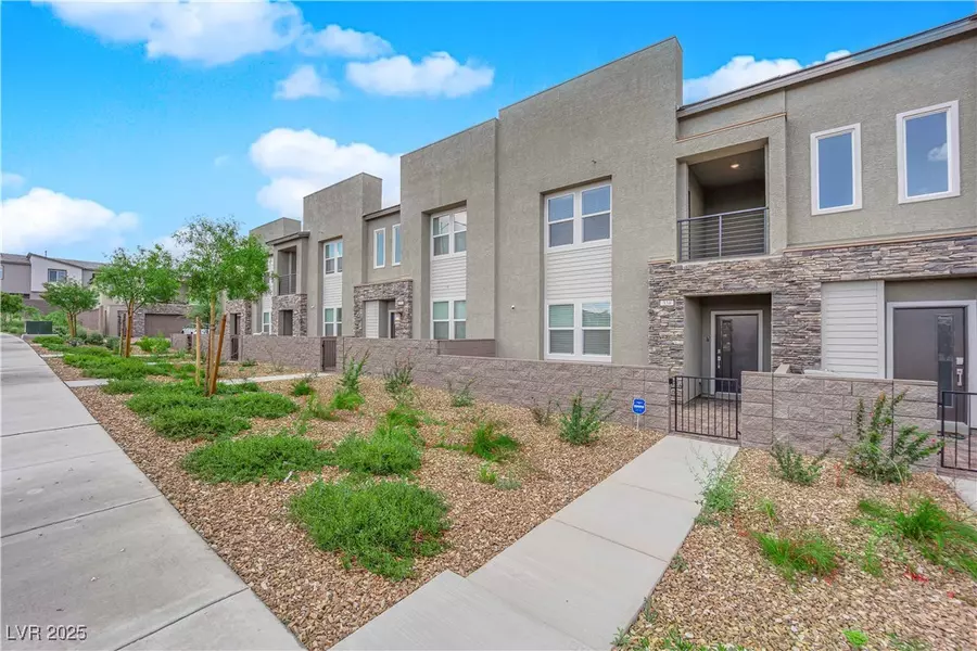 334 Laurel Peak DR, Henderson, NV 89015