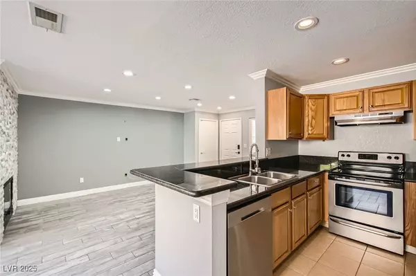 Las Vegas, NV 89128,3150 Soft Breezes DR #1050