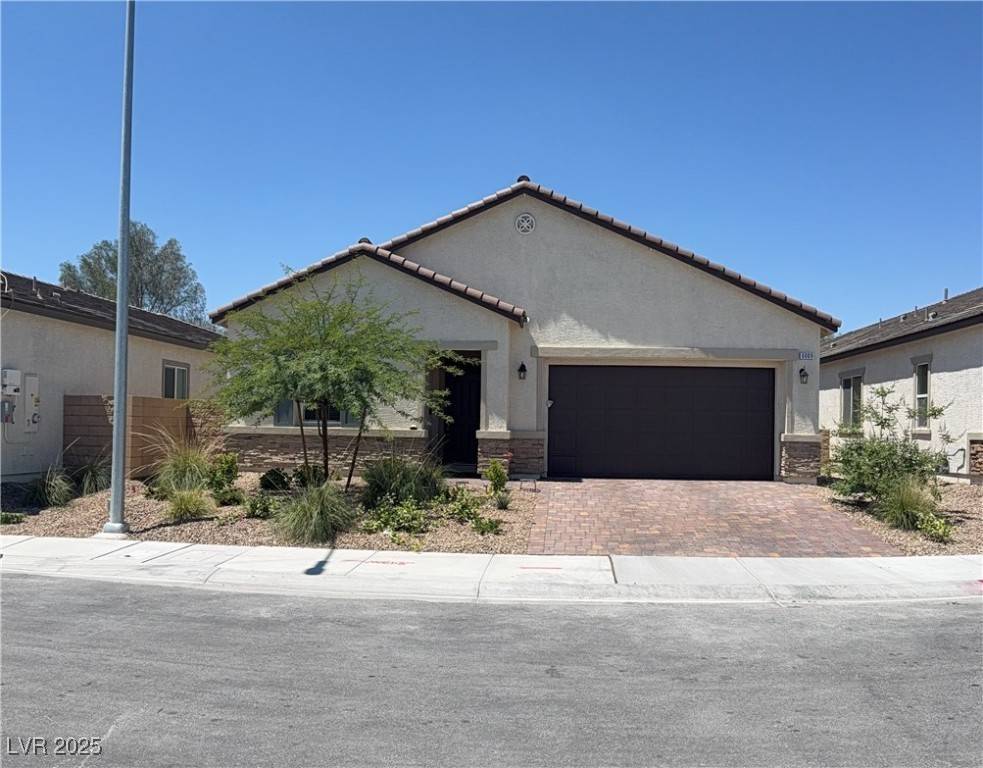 6009 La Coste ST, North Las Vegas, NV 89081