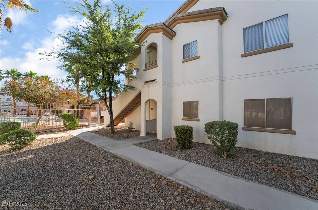 Las Vegas, NV 89142,5655 E Sahara AVE #1037