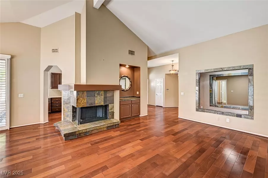 2832 Cape Hope WAY, Las Vegas, NV 89121