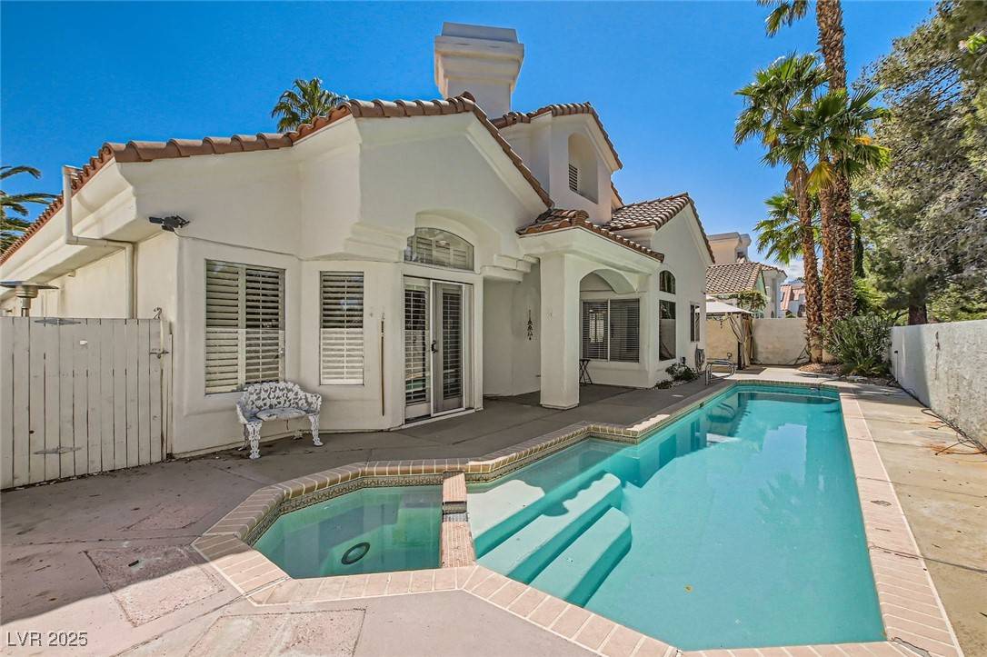 Las Vegas, NV 89128,8124 Bay Harbor DR