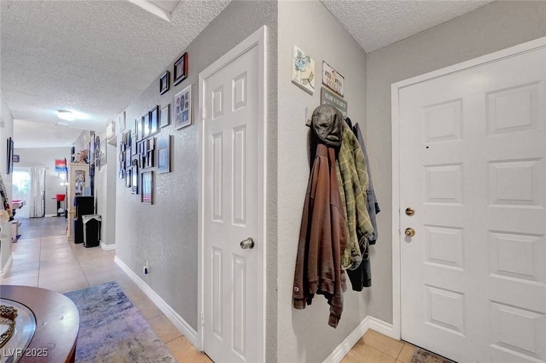 Las Vegas, NV 89145,1060 Neil Armstrong CIR