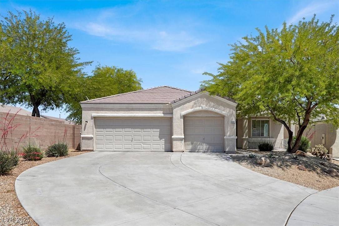 6032 Red Glitter ST, North Las Vegas, NV 89031