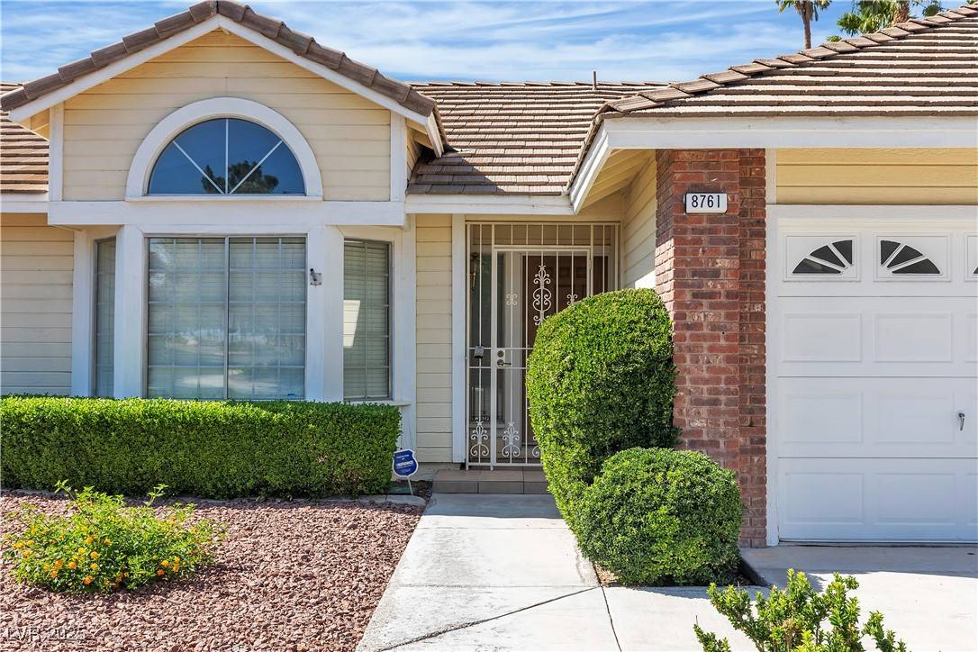 Las Vegas, NV 89117,8761 Anchor Point AVE