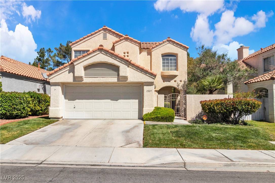 1825 Derbyshire DR, Las Vegas, NV 89117