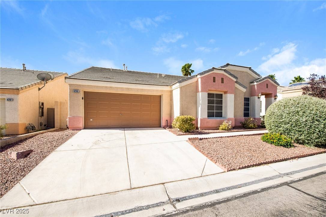 8205 Harrogate AVE, Las Vegas, NV 89129