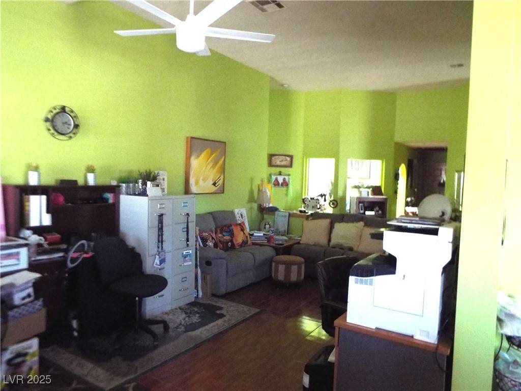 Las Vegas, NV 89121,3954 Saddlewood CT