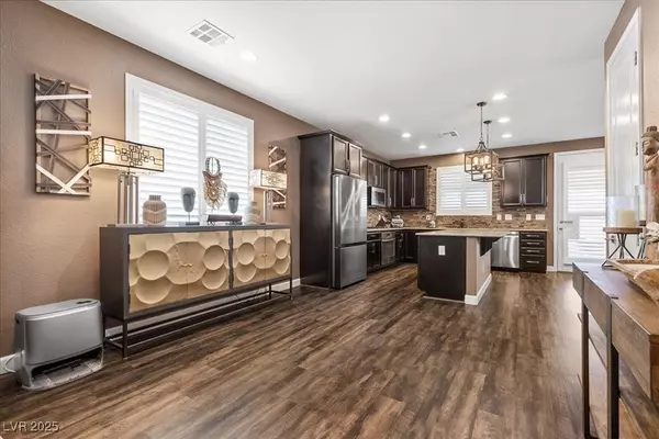 Las Vegas, NV 89113,8013 Green River Knob ST