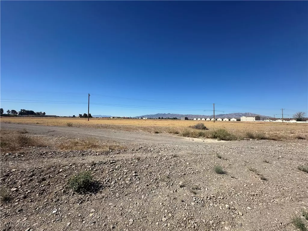 Pahrump, NV 89048,1921 E Honeysuckle ST