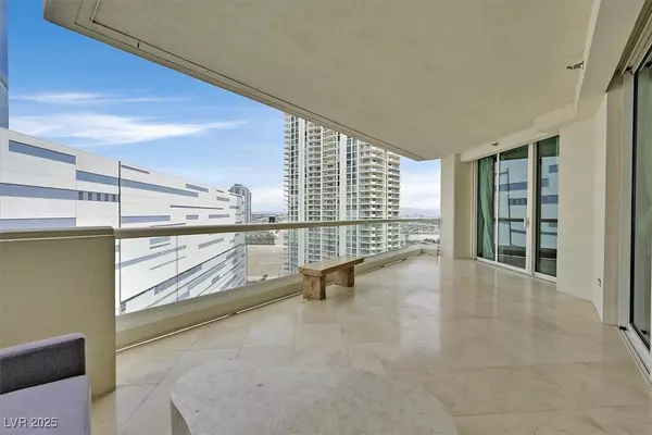 Las Vegas, NV 89109,2877 Paradise RD #1804