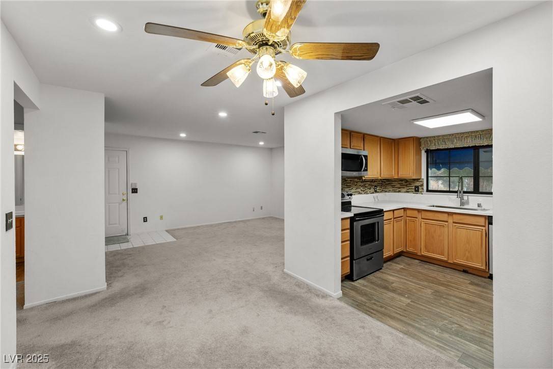 Las Vegas, NV 89145,101 Luna WAY #222