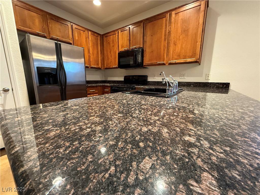 Las Vegas, NV 89141,5019 Quiet Falls CT