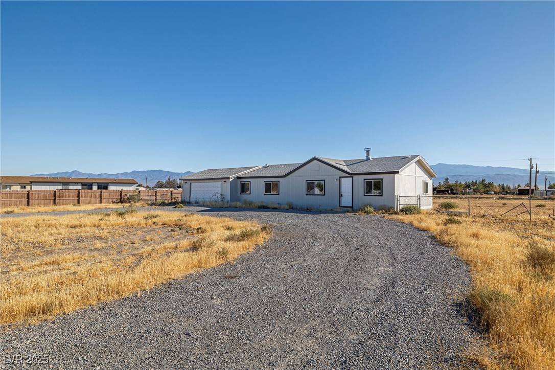 Pahrump, NV 89048,1621 Windy LN