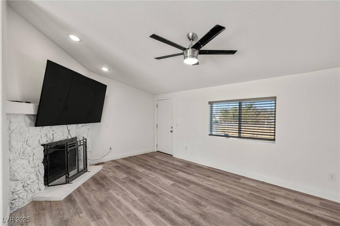 Pahrump, NV 89048,1621 Windy LN