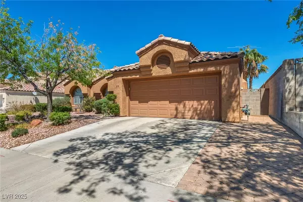 Henderson, NV 89002,819 Arrowhead TRL