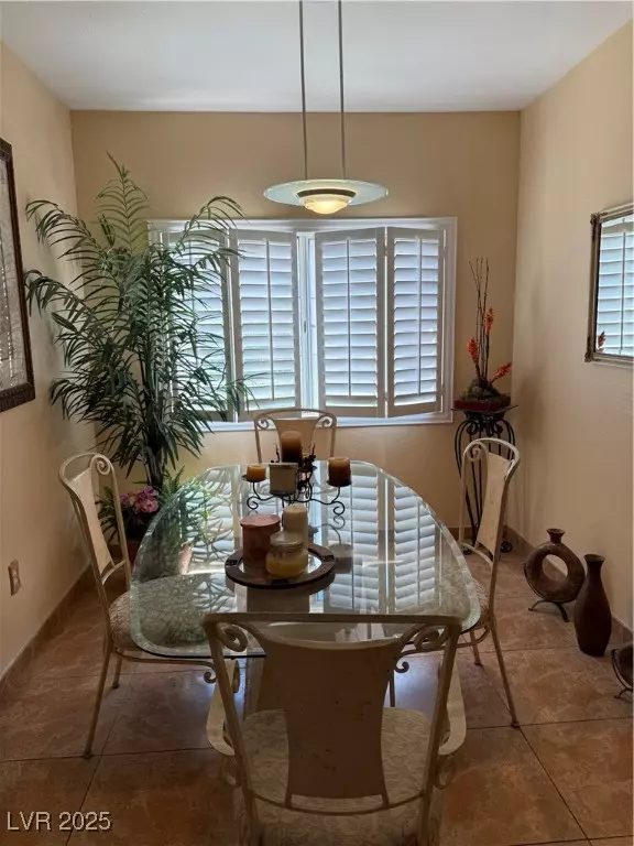 Las Vegas, NV 89147,7400 W Flamingo RD #1090