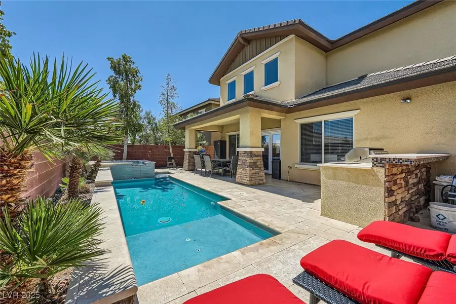 5662 Oak Bend DR, Las Vegas, NV 89135