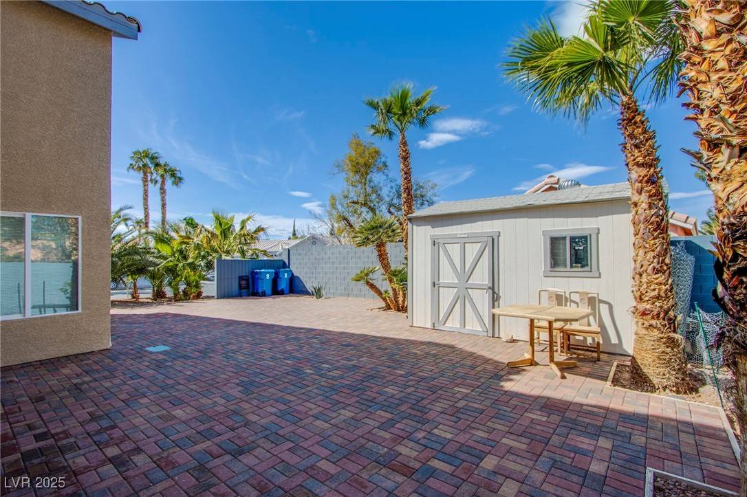 Las Vegas, NV 89103,6259 Santander AVE