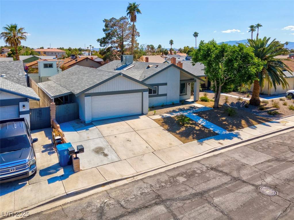 Las Vegas, NV 89103,6181 Cedarwood AVE