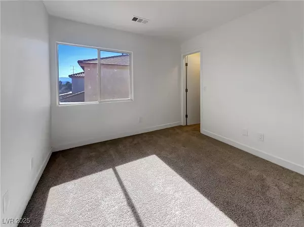 Las Vegas, NV 89183,983 Plantain Lily AVE