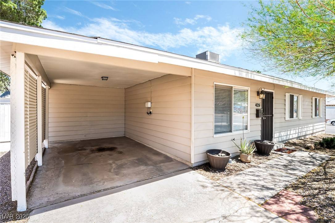Henderson, NV 89002,429 Scenic DR
