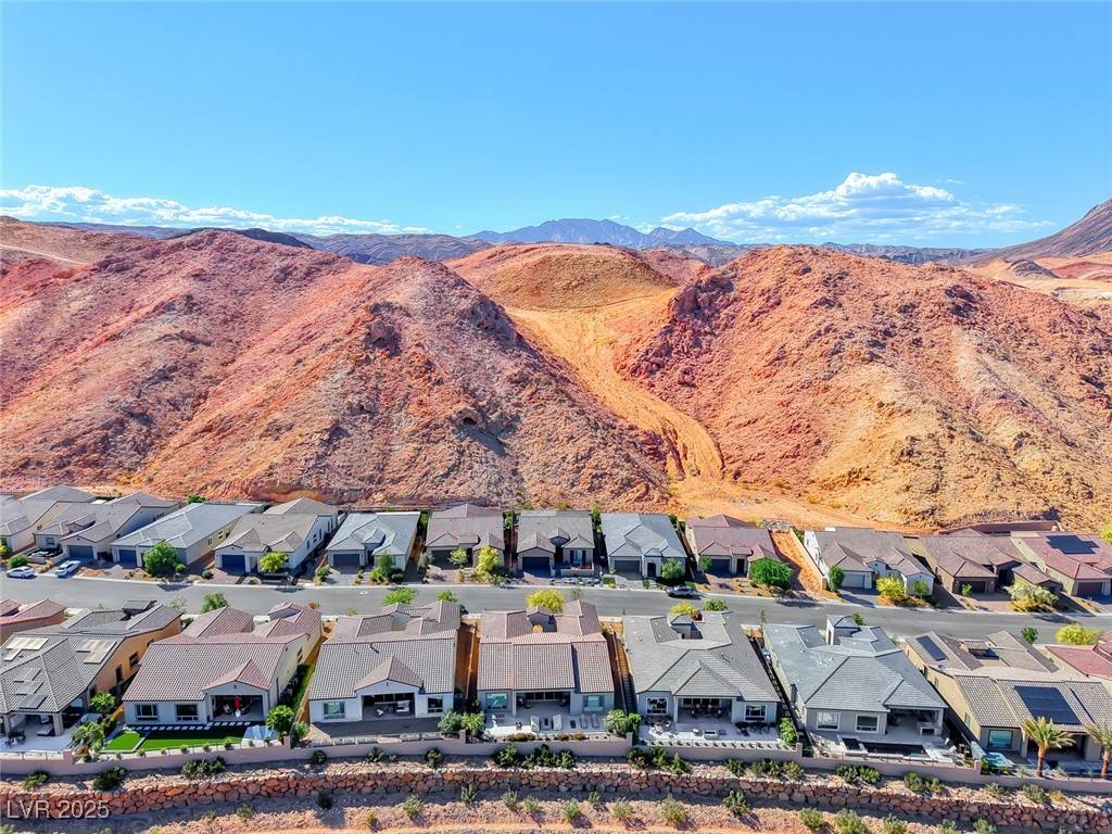 Henderson, NV 89011,125 Mirage View DR