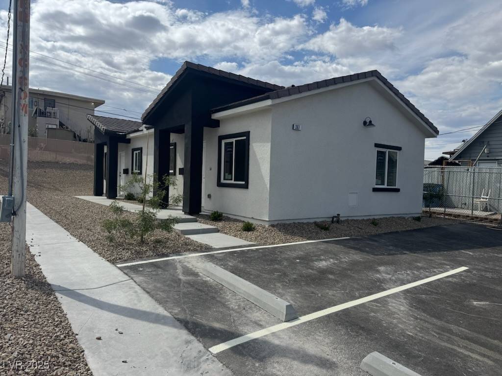 367 N 16th ST #2, Las Vegas, NV 89101